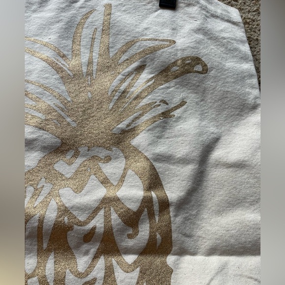 NWT canvas tote - Picture 2 of 6